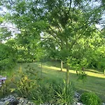 Holiday home Logis De Chalons A La Le Gua (Charente-Maritime)