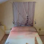 Logis De Chalons A La Holiday home Le Gua (Charente-Maritime)