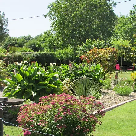 Logis De Chalons A La בית נופש Le Gua (Charente-Maritime)