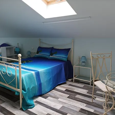 בית נופש Logis De Chalons A La