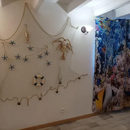 Logis De Chalons A La בית נופש *