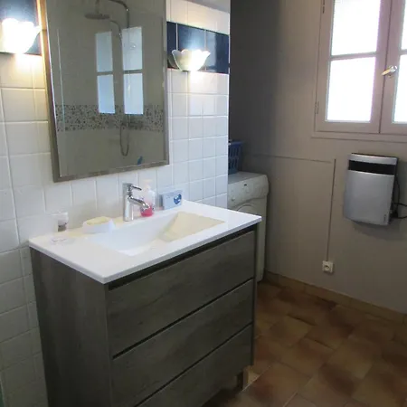 Logis De Chalons A La 度假居