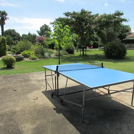 Logis De Chalons A La * Le Gua (Charente-Maritime)